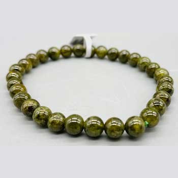 5-6mm Garnet, Green bracelet