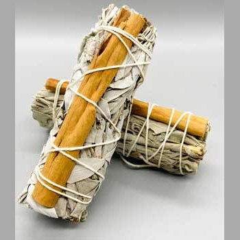 4" White Sage & Cinnamon smudge stick
