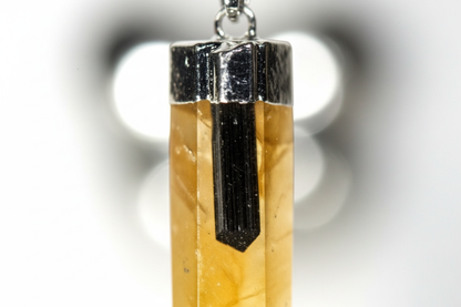 Golden Qtz w tourmaline pendant, additional view