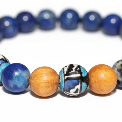 Palo Santo Lapis Bracelet, 8mm, detail view