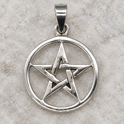 Pendant detail