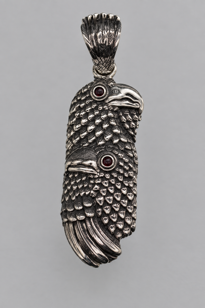 Pendant detail
